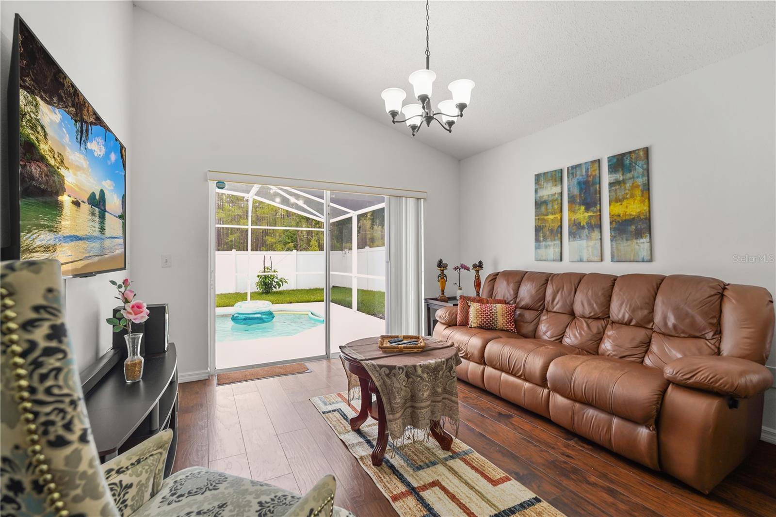 638 Pine Cone Dr, Davenport, FL 33897 photo