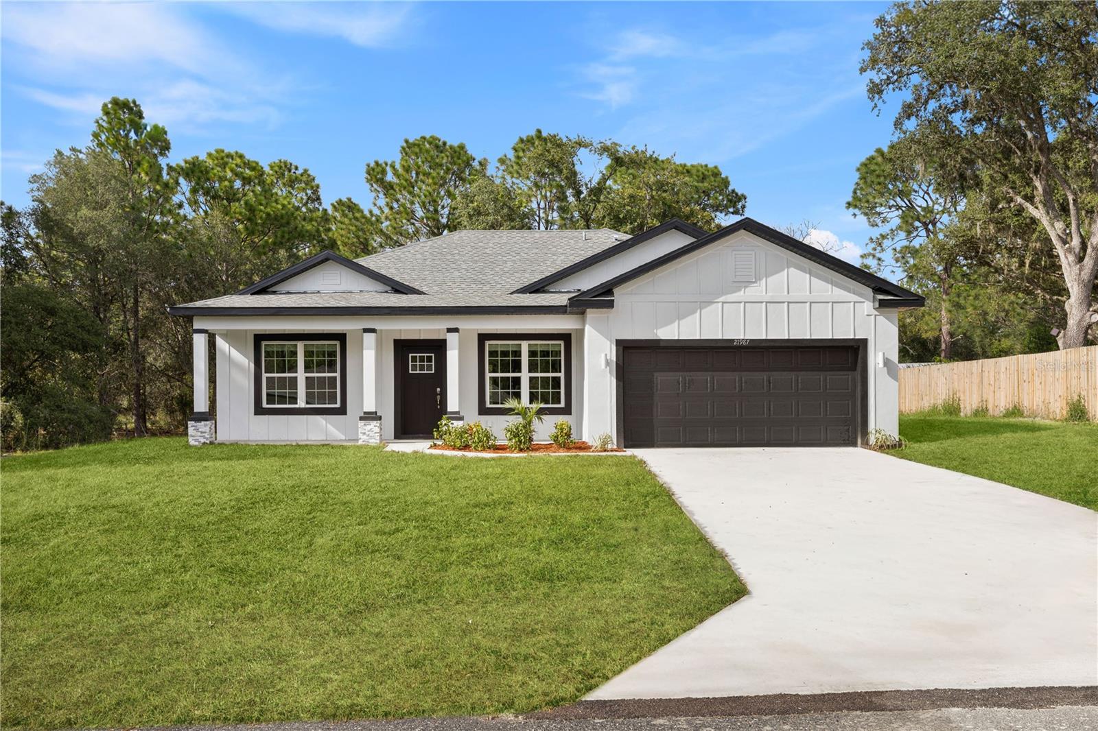 21987 Mango Ln, Dunnellon, FL 34431