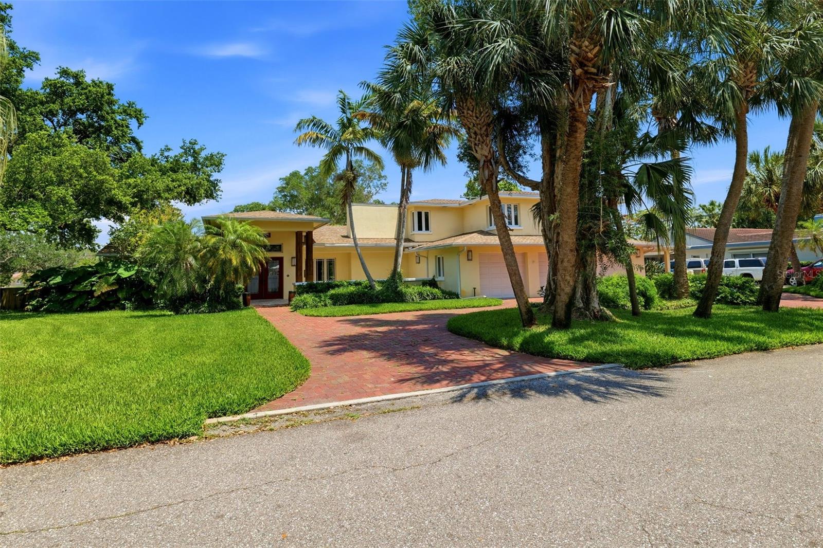 6000 2 St, Saint Petersburg, FL 33705 photo