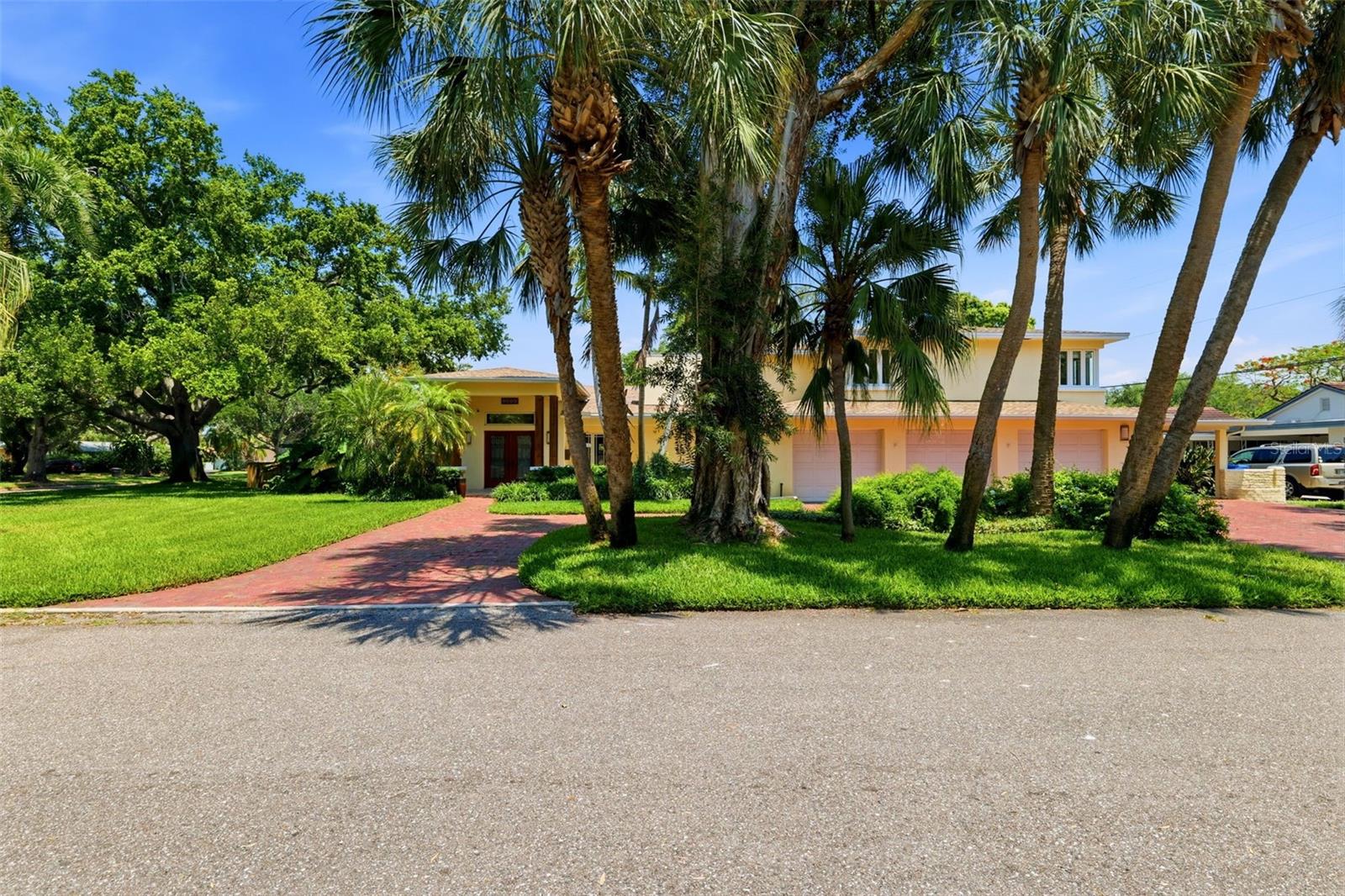 6000 2 St, Saint Petersburg, FL 33705 photo