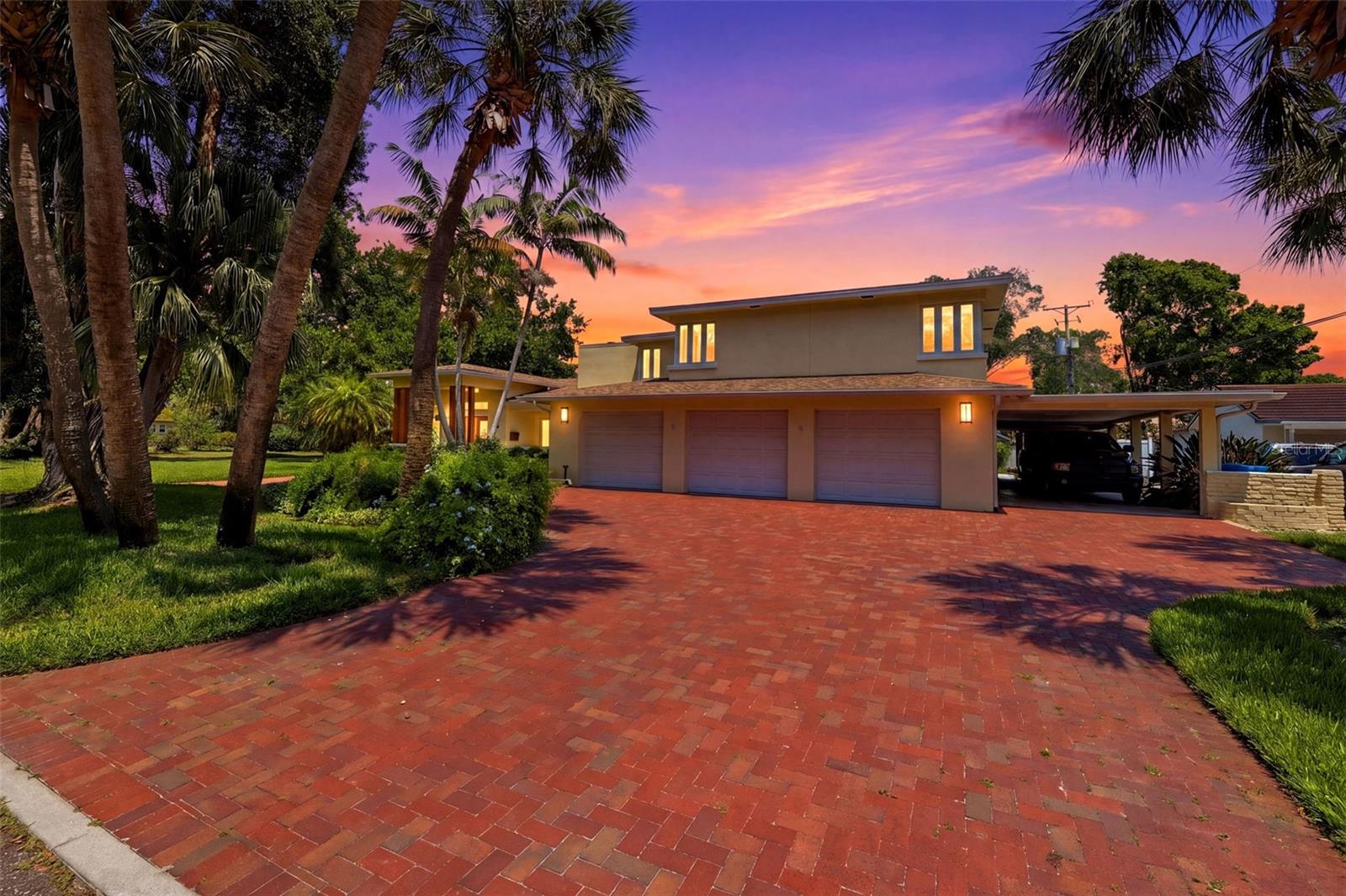 6000 2 St, Saint Petersburg, FL 33705 photo
