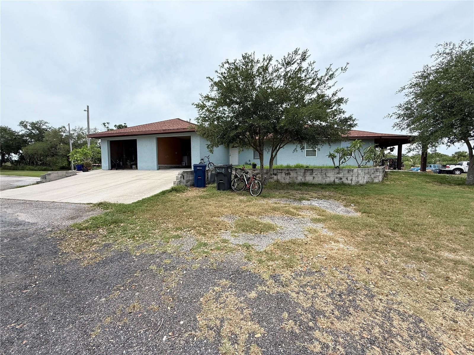 3208 16 Ave, Palmetto, FL 34221