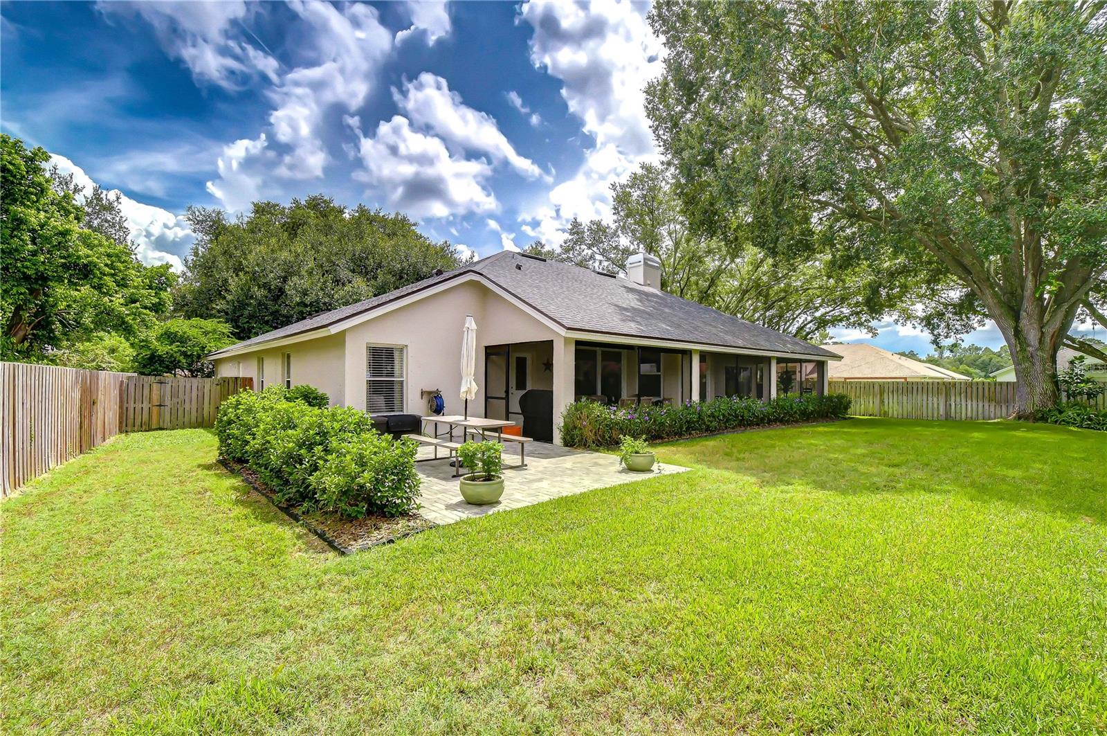 16502 Blenheim Dr, Lutz, FL 33549 photo