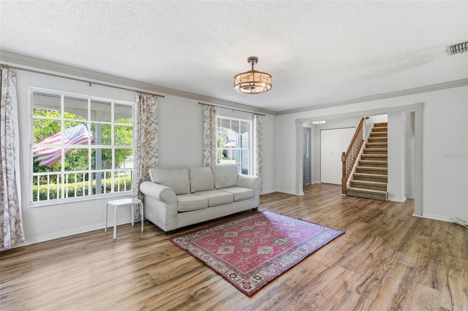 1304 Treetop Dr, Palm Harbor, FL 34683 photo