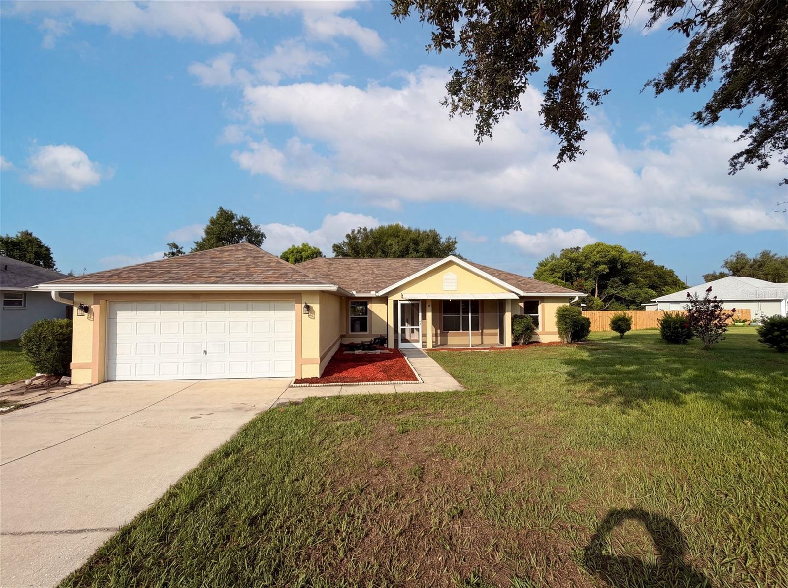 314 Dupont Cir, Howey In The Hills, FL 34737