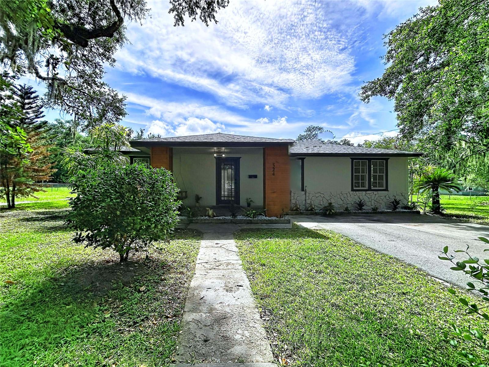 524 East Ave, Brooksville, FL 34601 photo