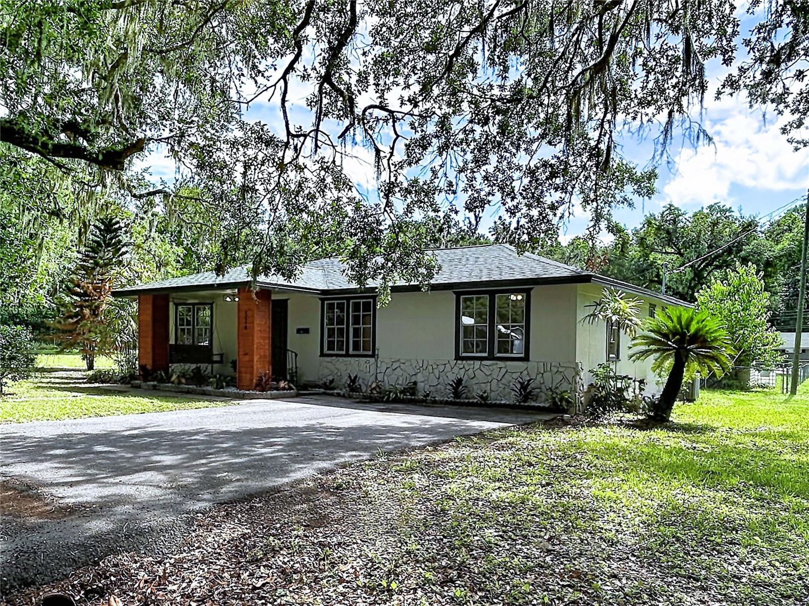 524 East Ave, Brooksville, FL 34601