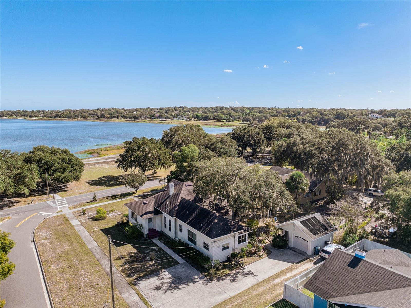102 S Lakeshore Blvd, Lake Wales, FL 33853 photo