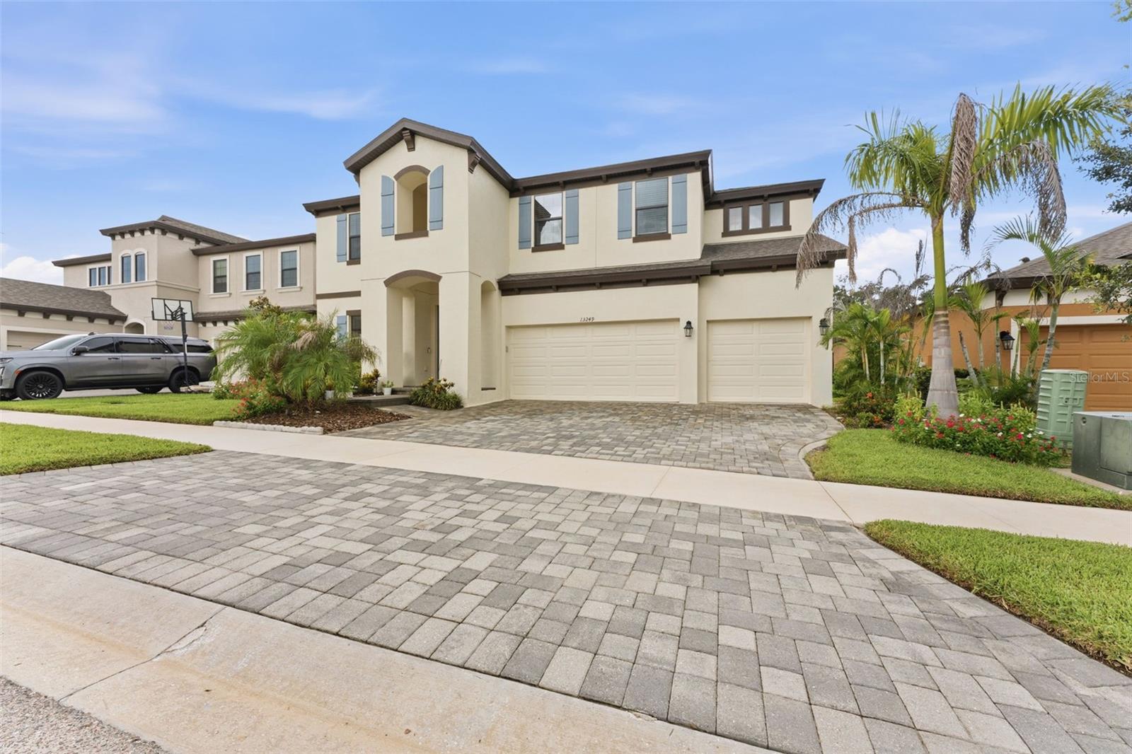 13249 Wildflower Meadow Dr, Riverview, FL 33579 photo