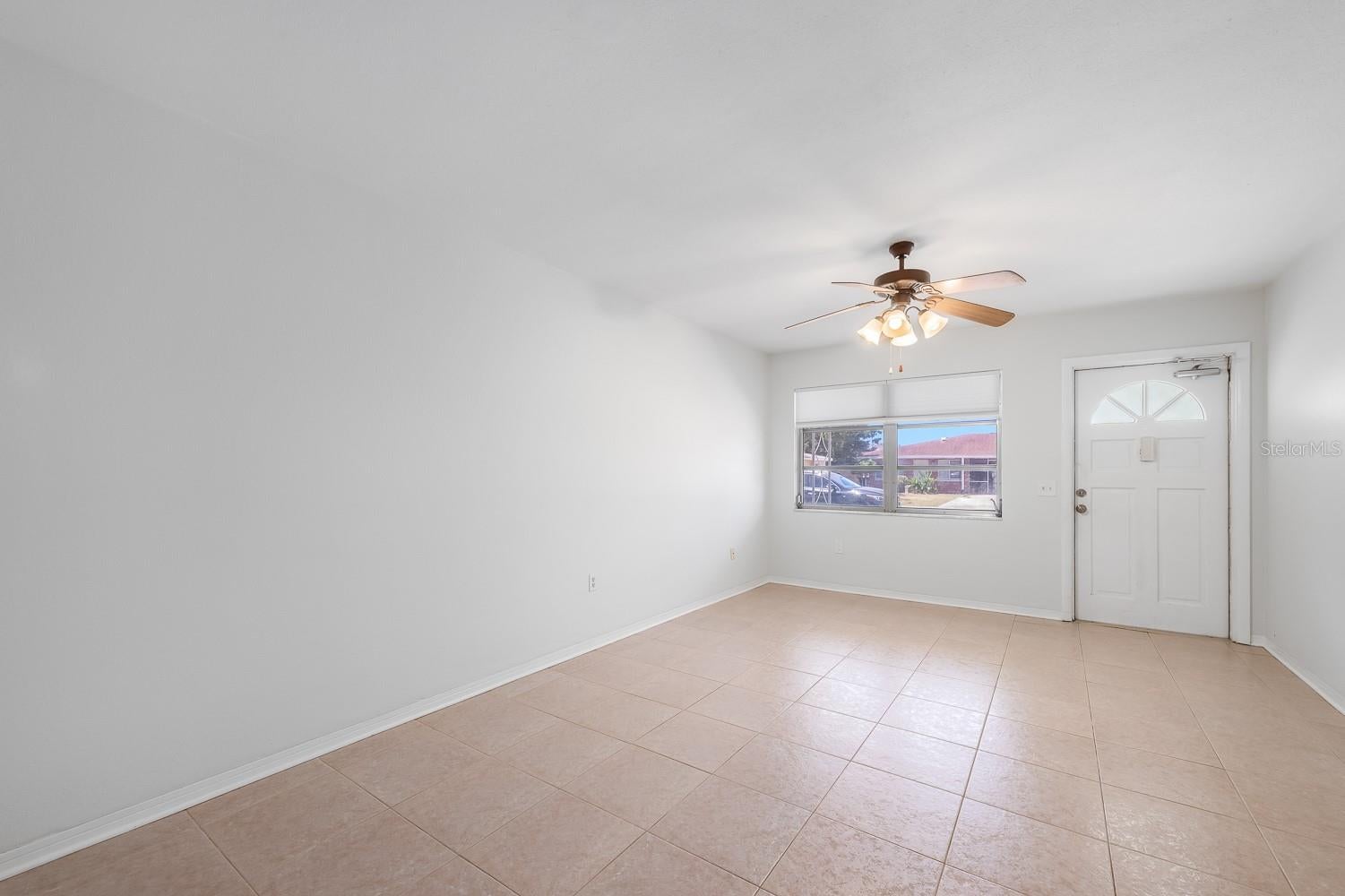 3775 59 St #2, Saint Petersburg, FL 33710 photo