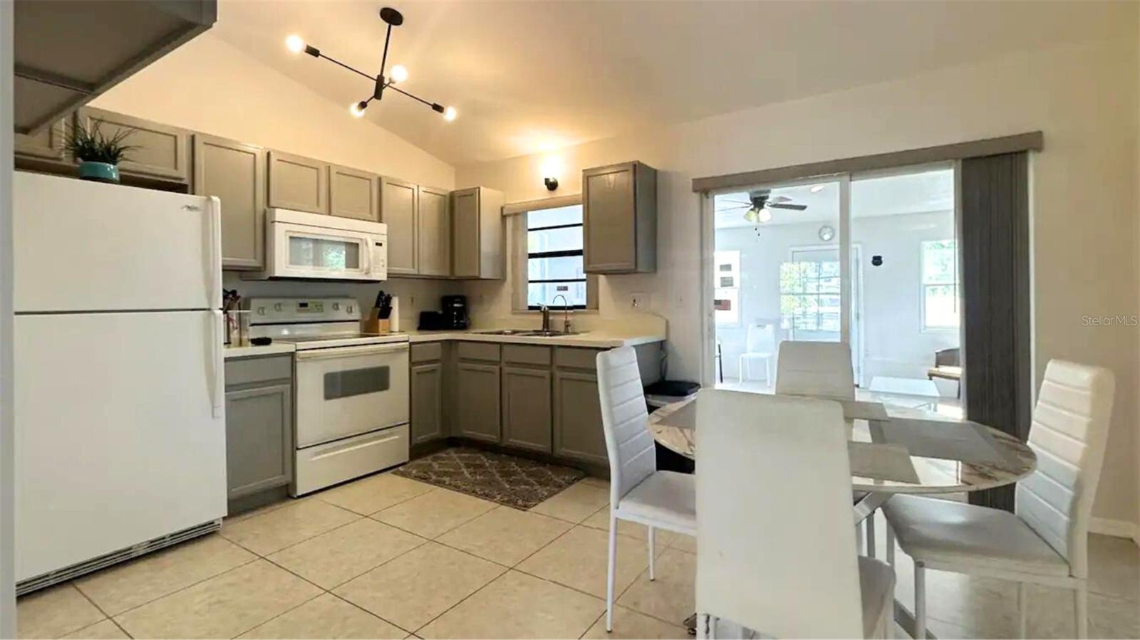 13248 Helm St, Largo, FL 33774 photo