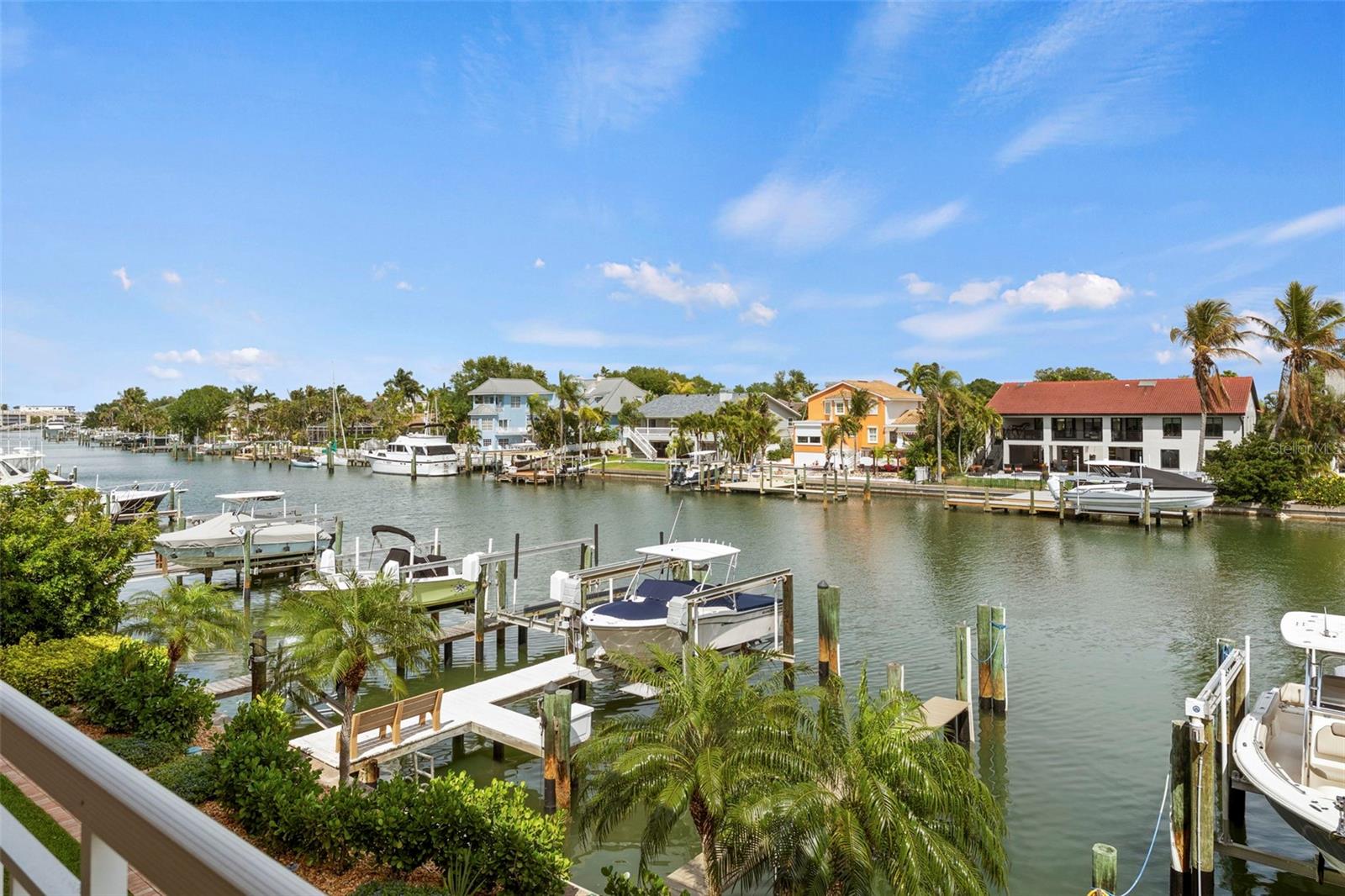 1071 Pinellas Bayway, Saint Petersburg, FL 33715