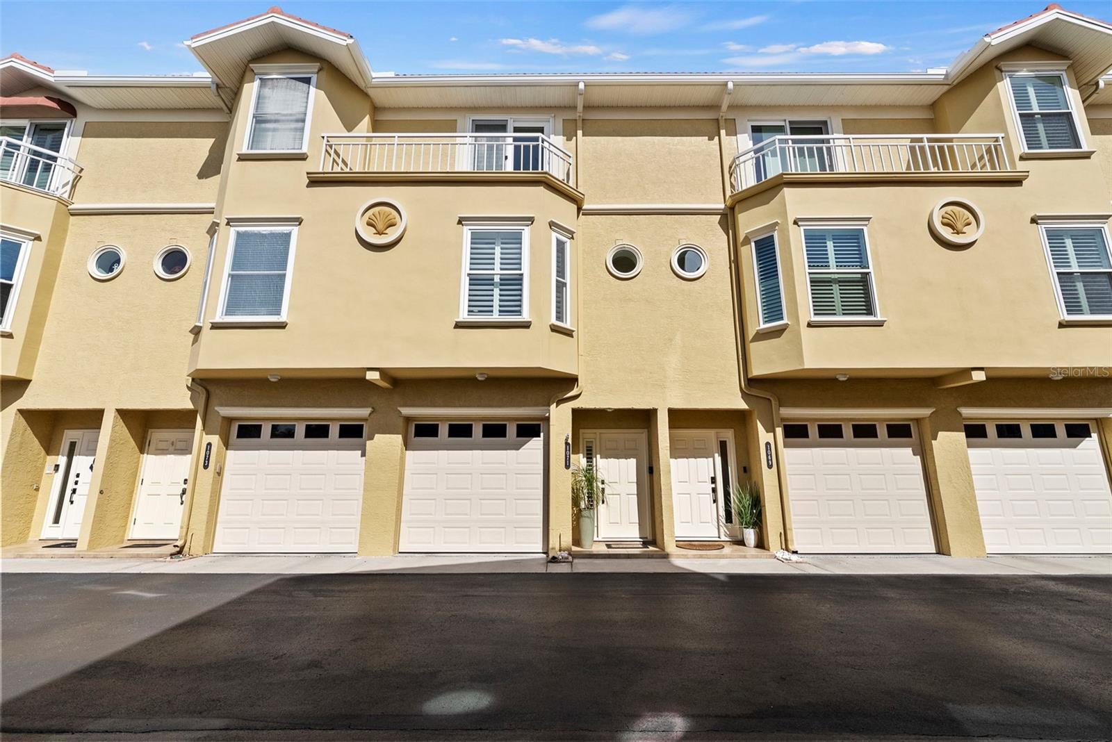 1071 Pinellas Bayway, Saint Petersburg, FL 33715 photo