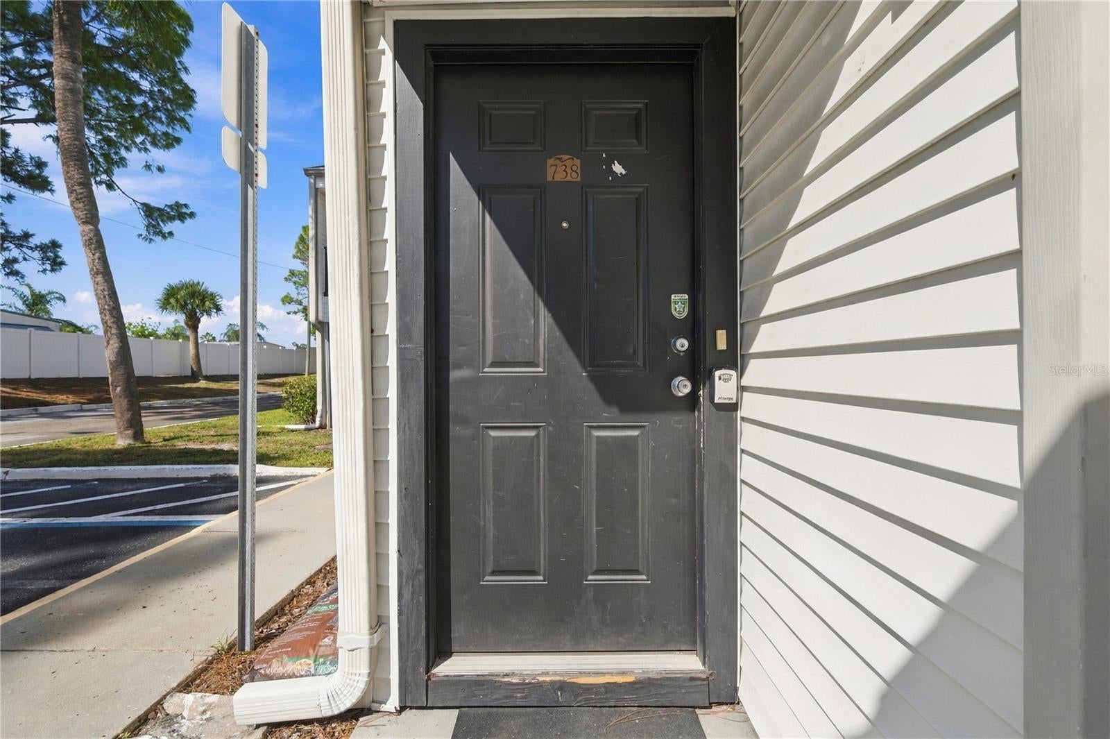 738 Haven Pl, Tarpon Springs, FL 34689 photo