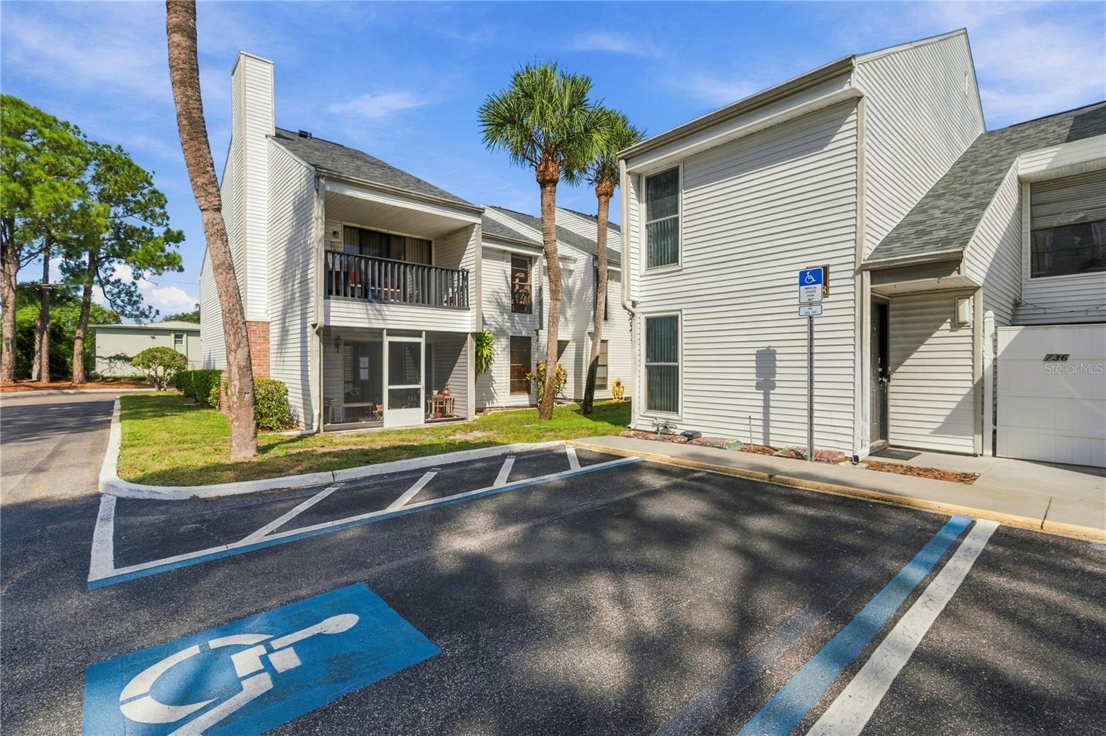 738 Haven Pl, Tarpon Springs, FL 34689