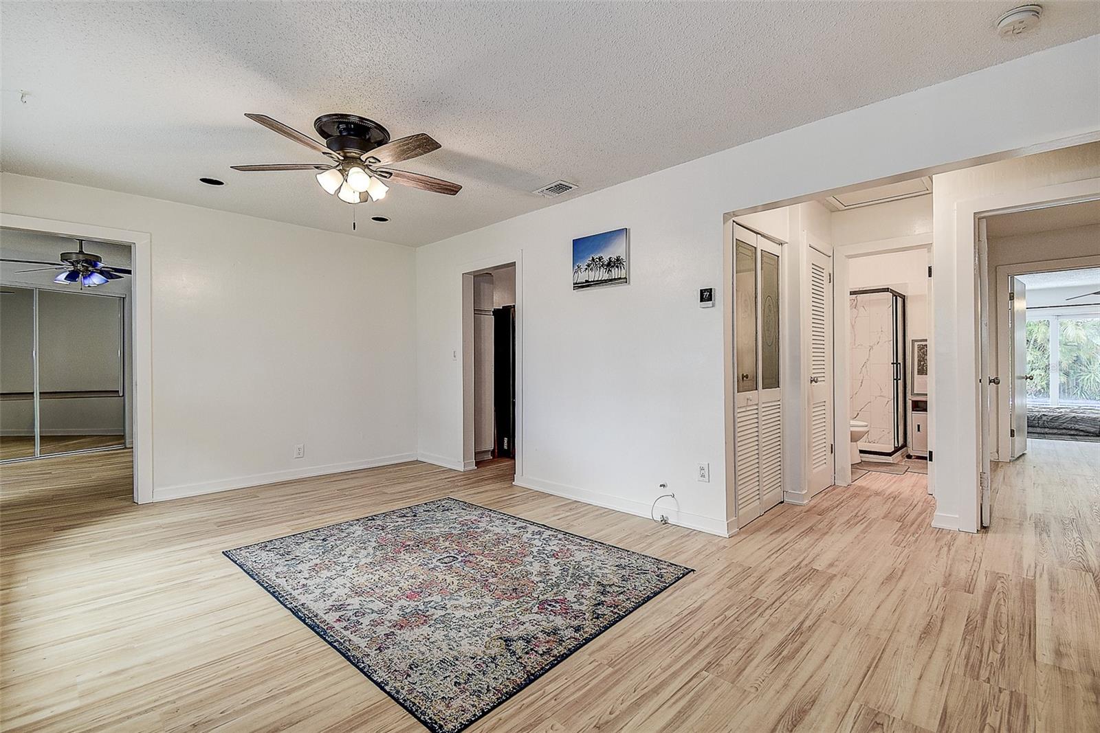 1509 Canterbury Rd, Saint Petersburg, FL 33710 photo