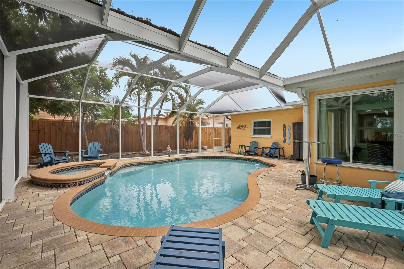 13801 87 Ave, Seminole, FL 33776 photo