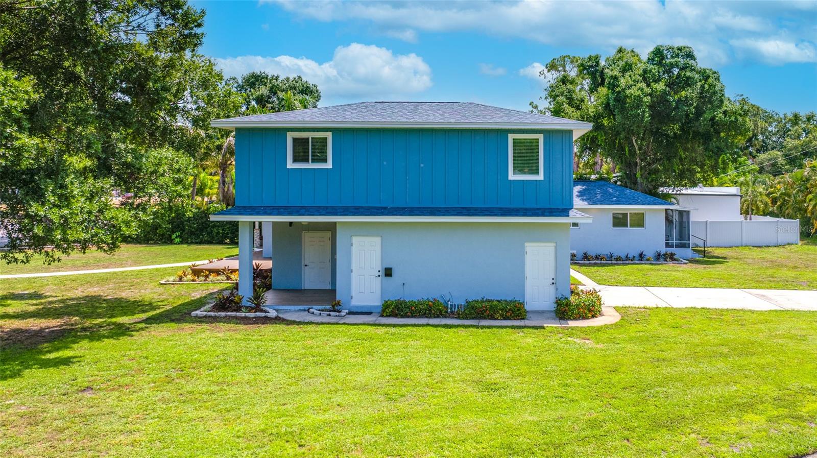 380 Villagrande Ave, Saint Petersburg, FL 33707 photo