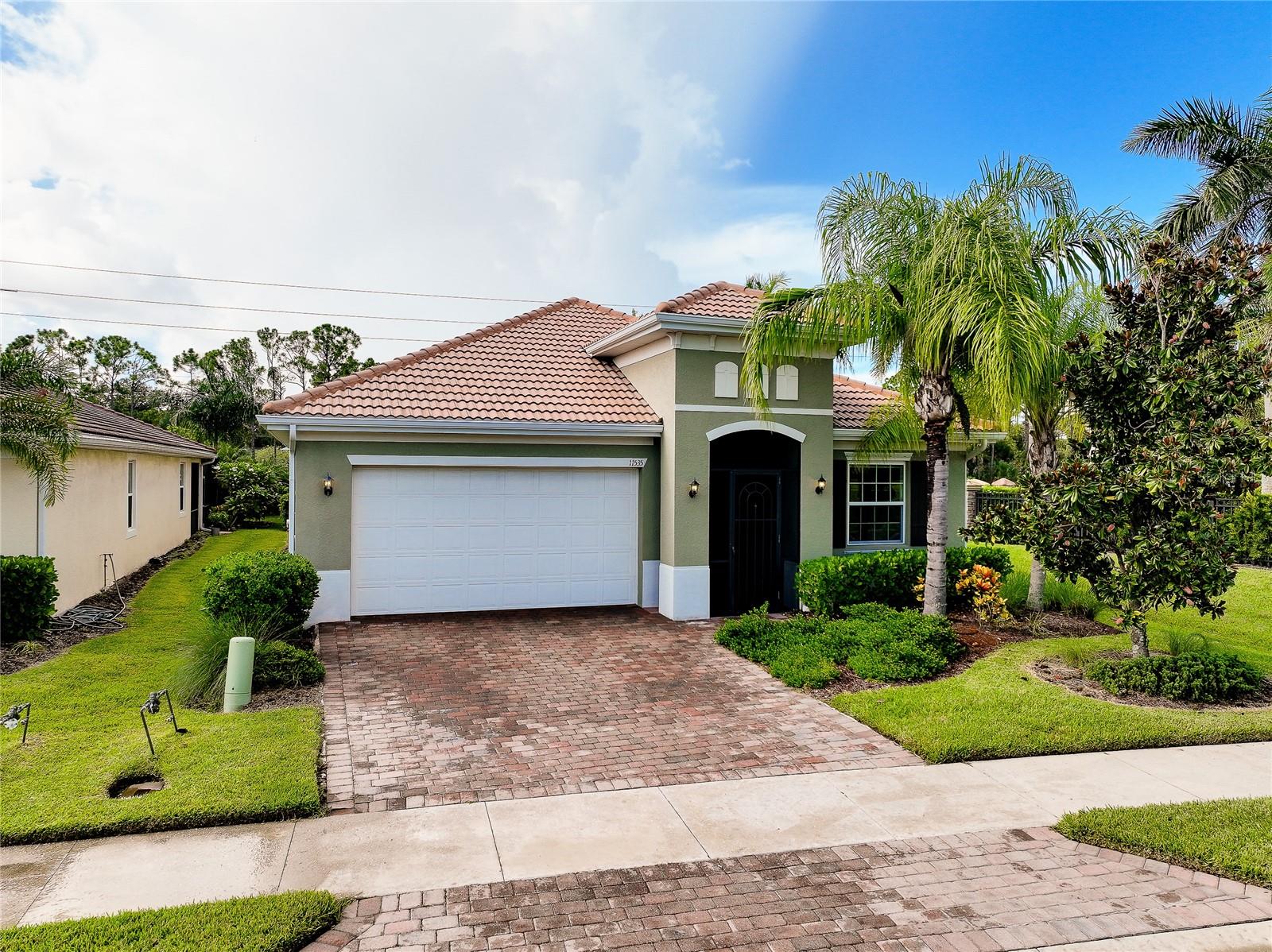 11535 Blackfin St, Venice, FL 34292 photo