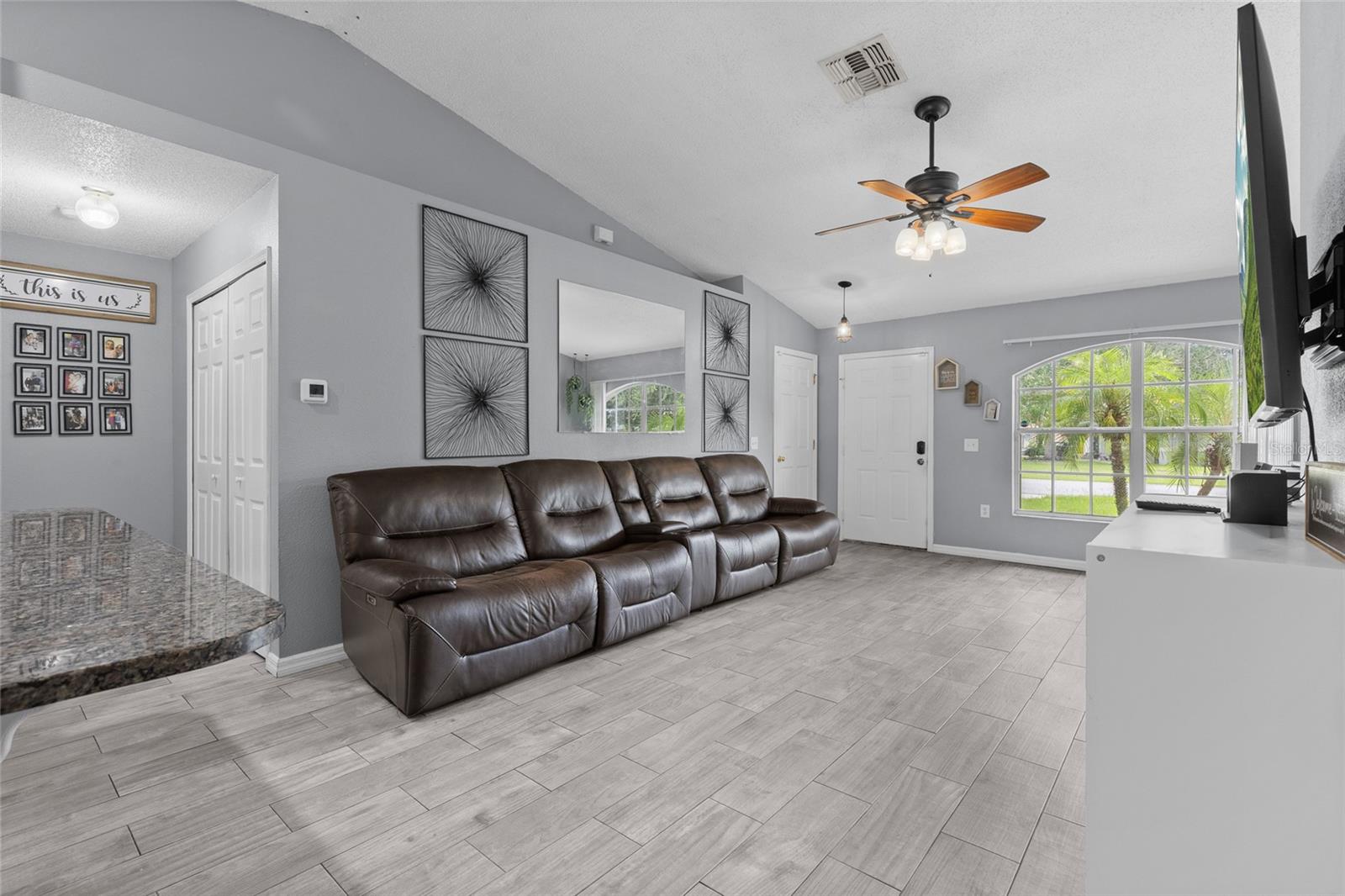 2472 Pine Chase Cir, Saint Cloud, FL 34769 photo