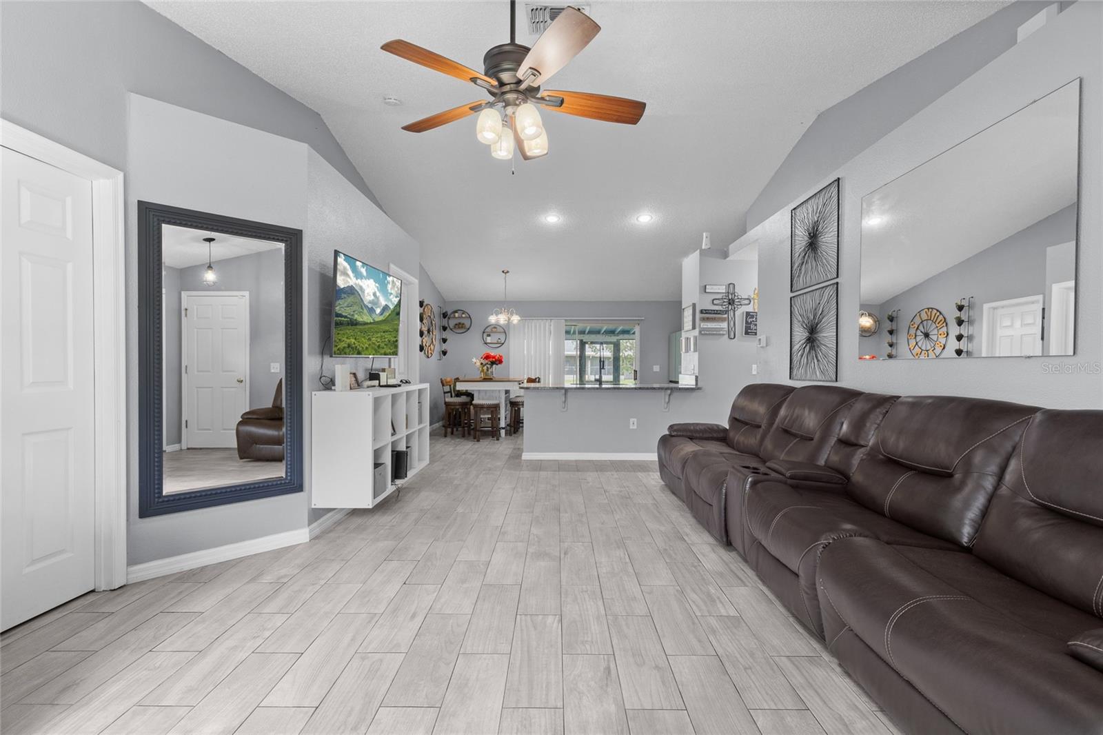 2472 Pine Chase Cir, Saint Cloud, FL 34769 photo