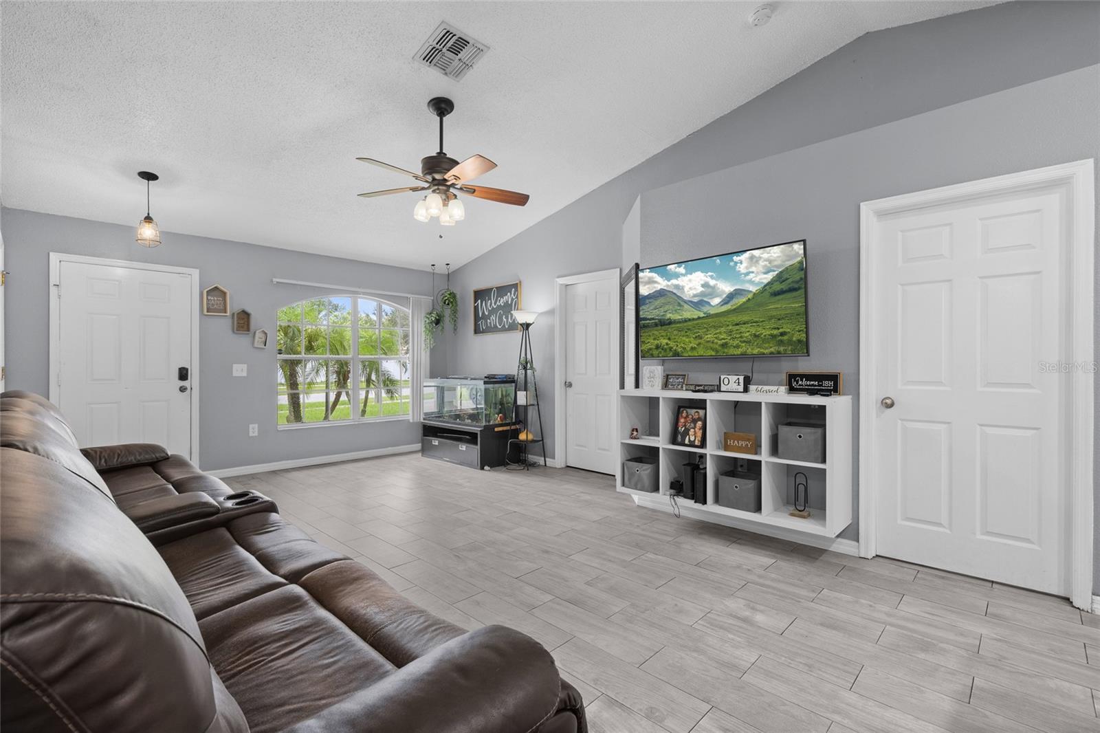 2472 Pine Chase Cir, Saint Cloud, FL 34769 photo