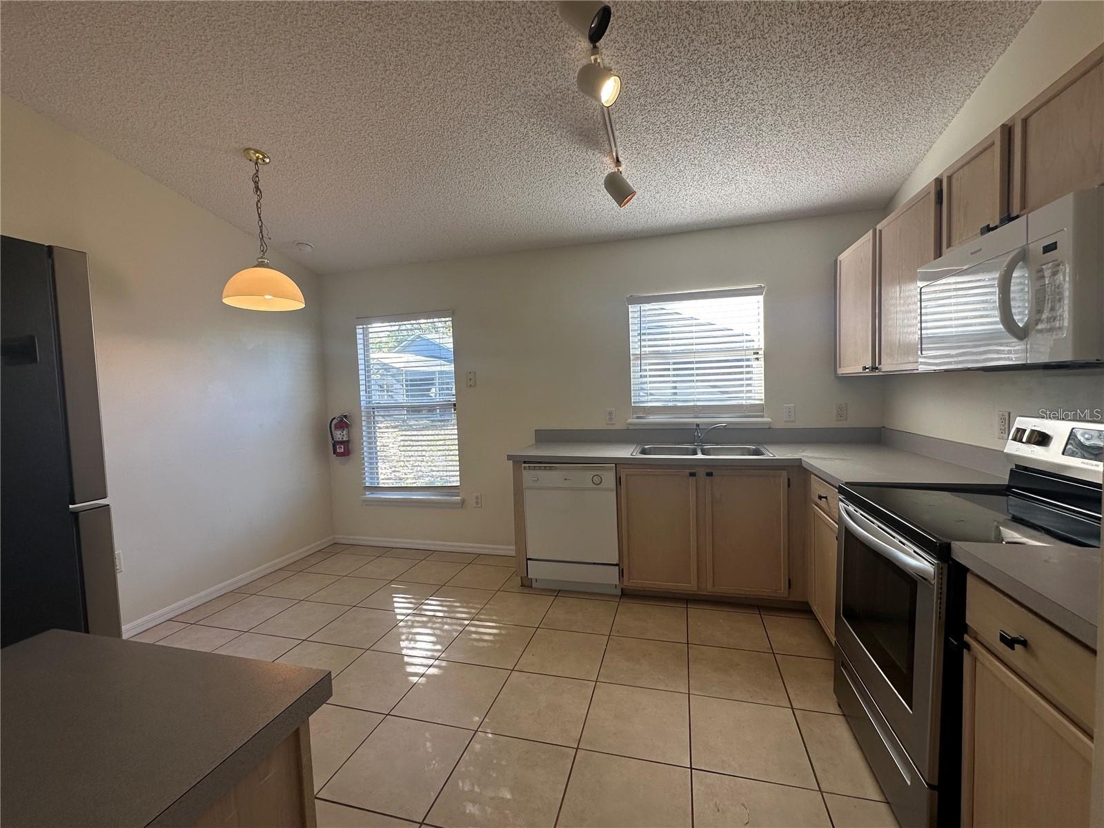 17432 Woodcrest Way, Clermont, FL 34714 photo