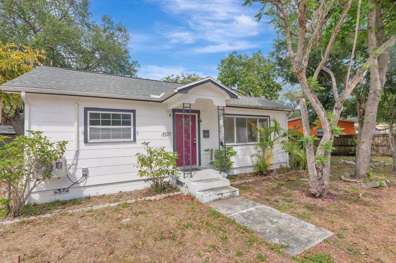 4939 Haines Rd, Saint Petersburg, FL 33714