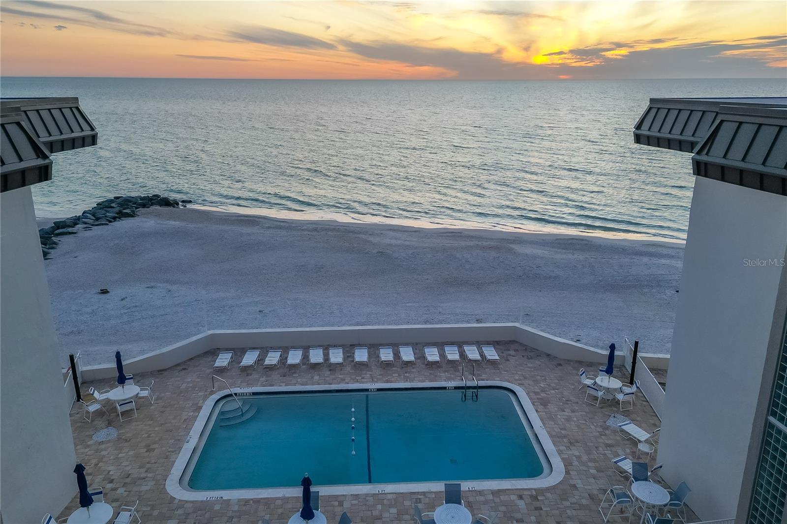 1900 Benjamin Franklin Dr #V 12, Sarasota, FL 34236 photo