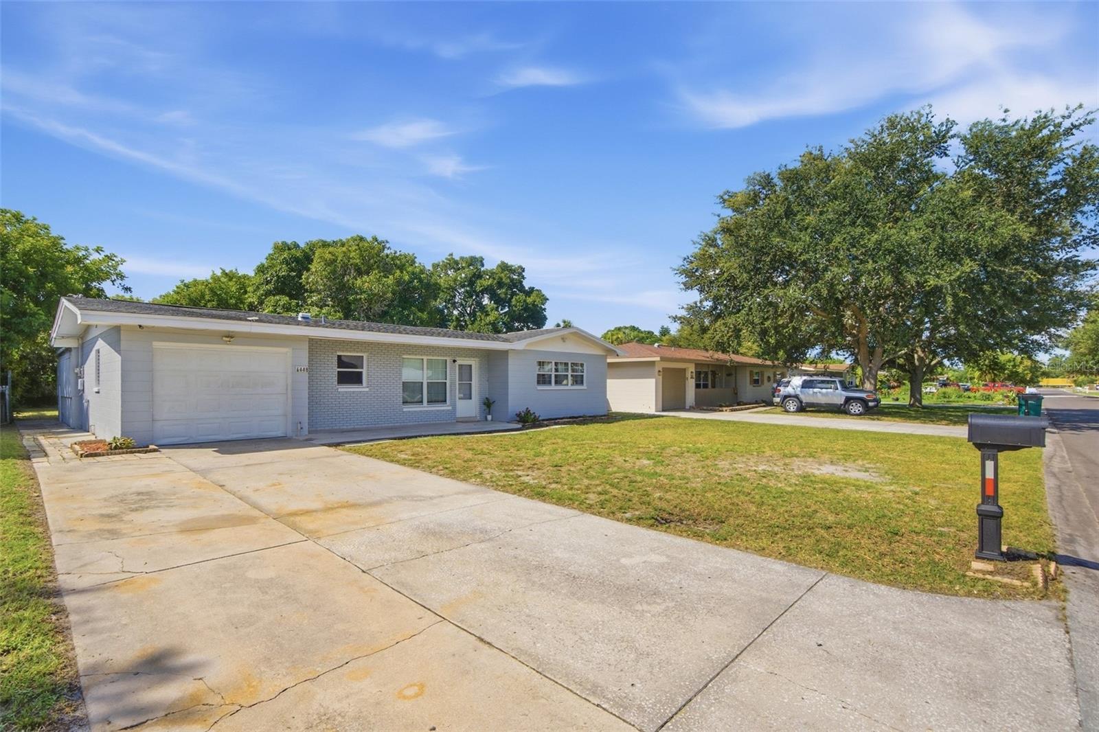6448 41 Ave, Saint Petersburg, FL 33709 photo