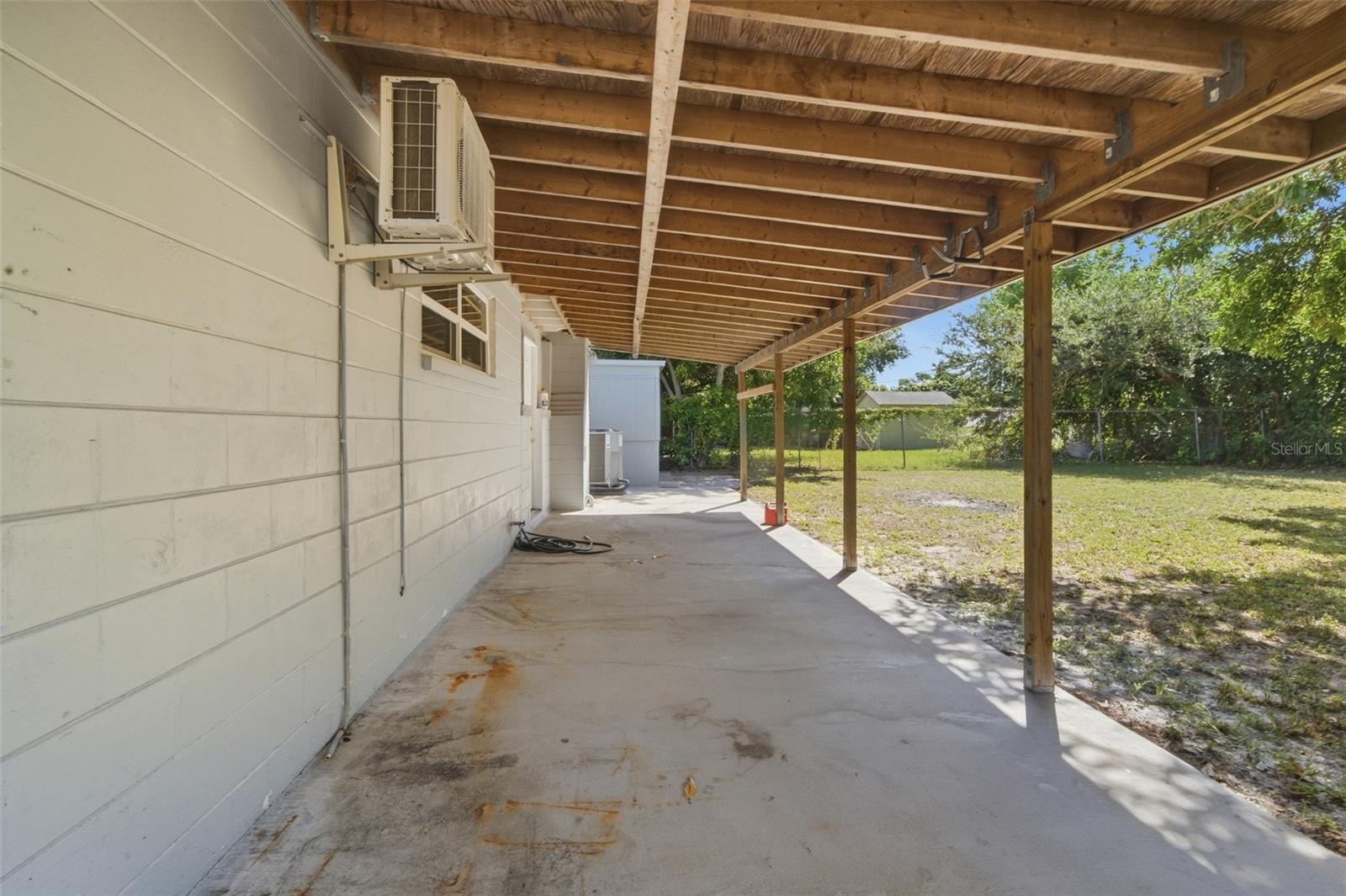 6448 41 Ave, Saint Petersburg, FL 33709 photo
