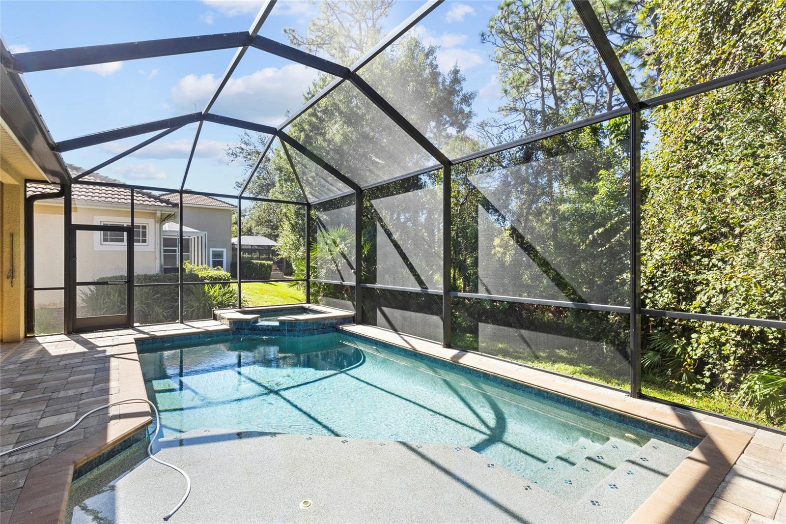 8134 Santa Rosa Ct, Sarasota, FL 34243 photo