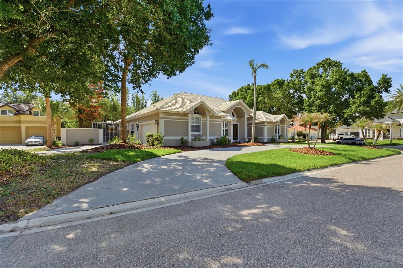 8935 Jonathan Manor Dr, Orlando, FL 32819 photo