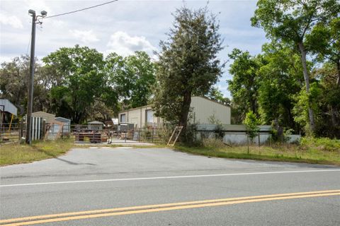 Warehouse in MELROSE FL 8786 & 8782 STATE ROAD 21.jpg