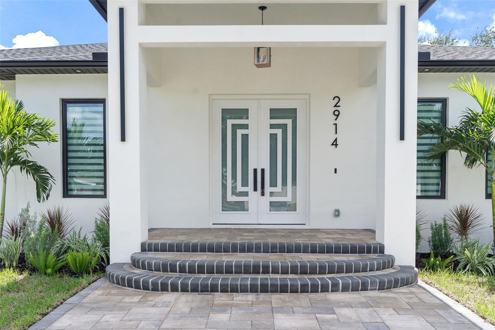 2914 W Walnut St, Tampa, FL 33607 photo