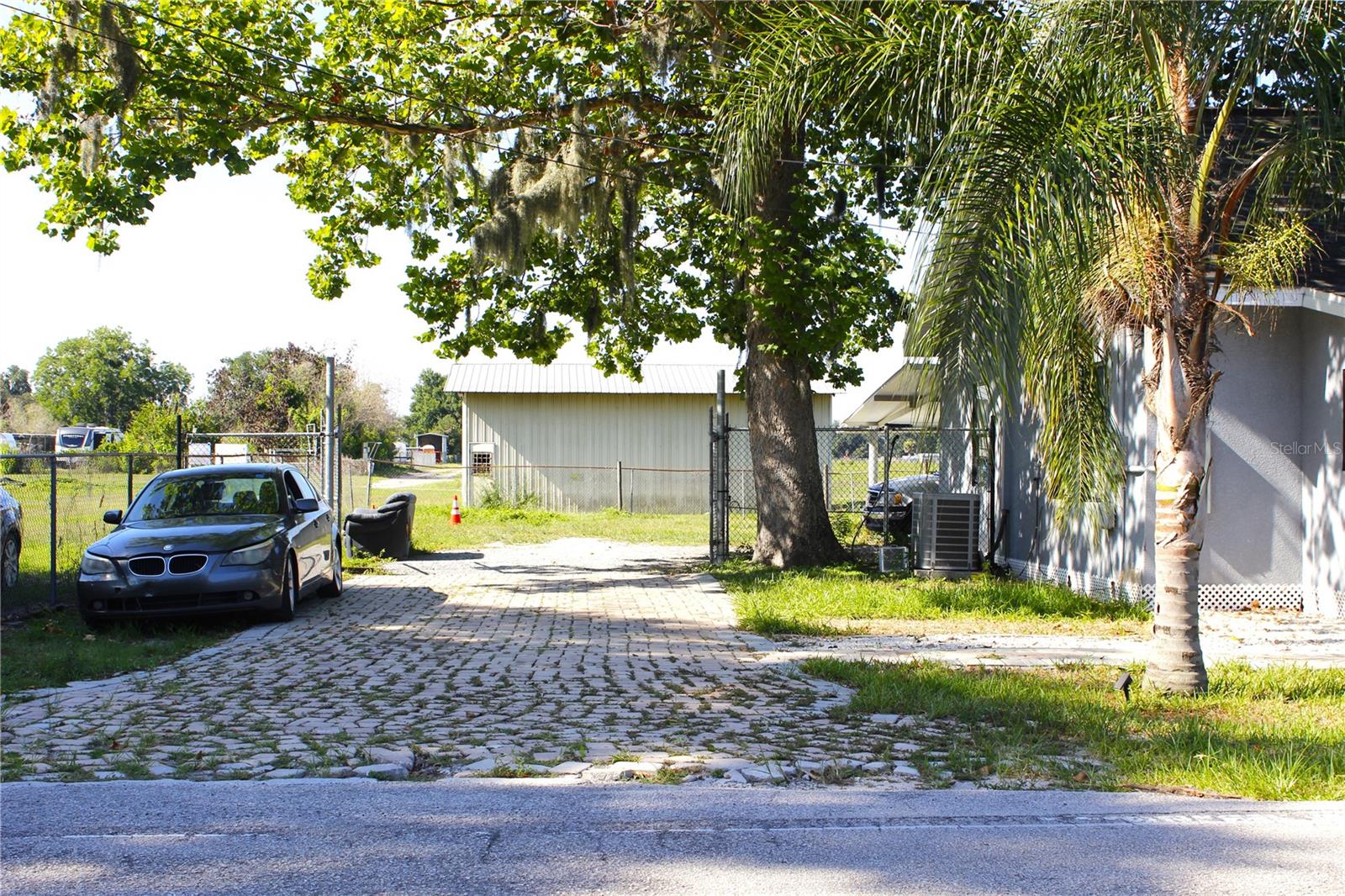 2207 Sparkman Rd, Plant City, FL 33566 photo