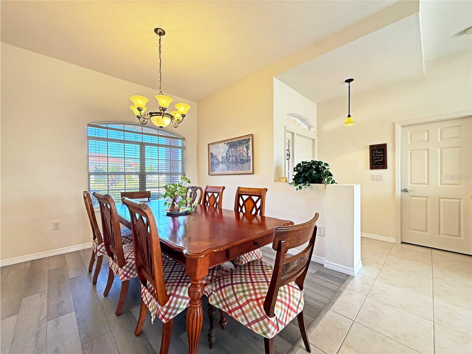 9011 Province St, Sarasota, FL 34240 photo