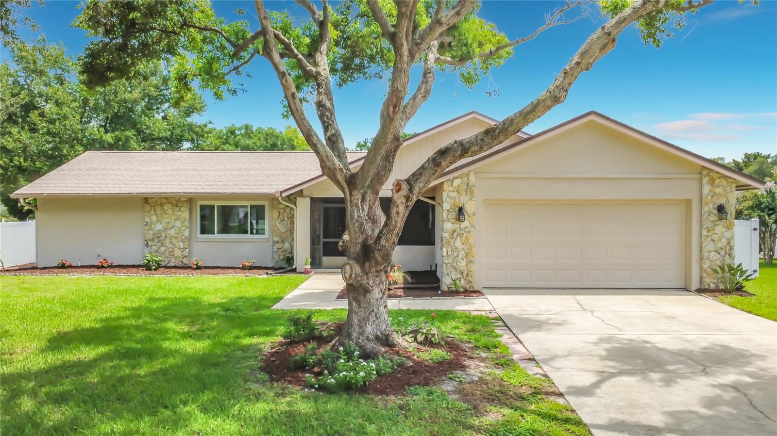 8654 Alegre Cir, Orlando, FL 32836 photo