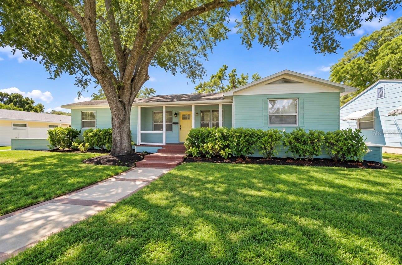 3022 1 St, Saint Petersburg, FL 33704 photo