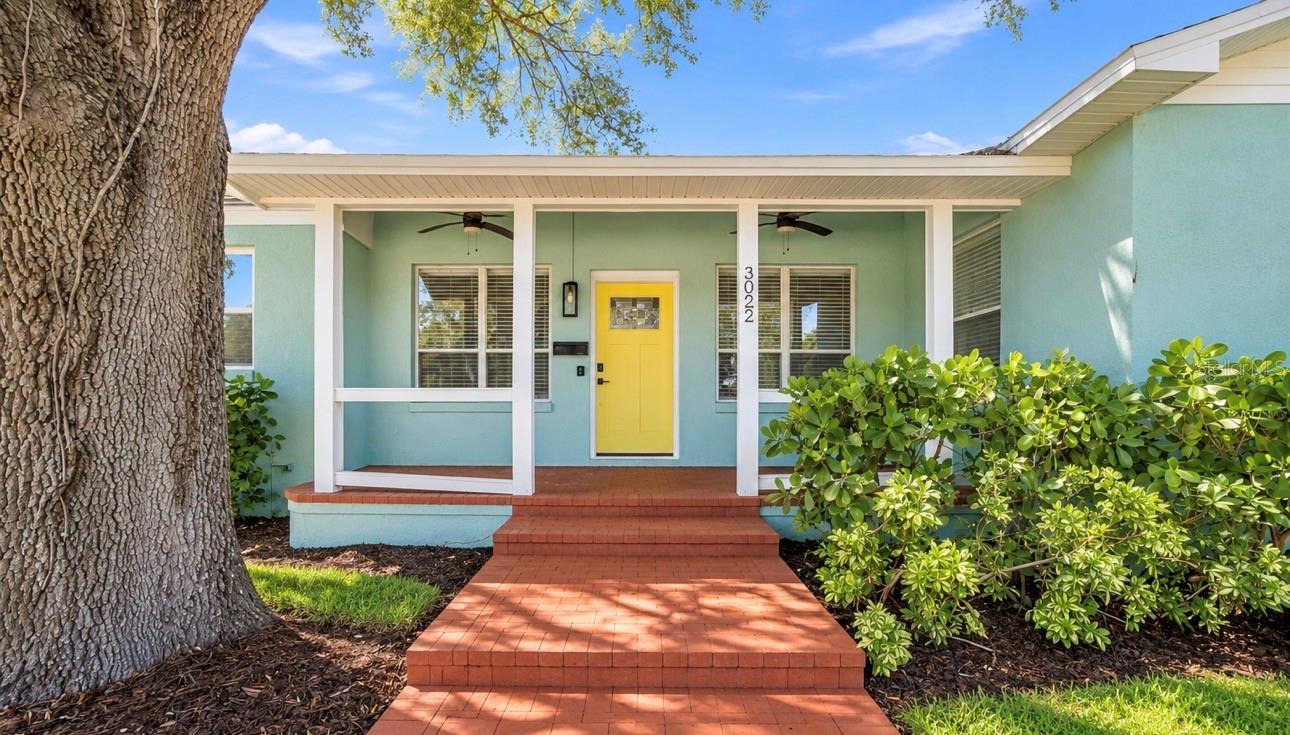 3022 1 St, Saint Petersburg, FL 33704 photo