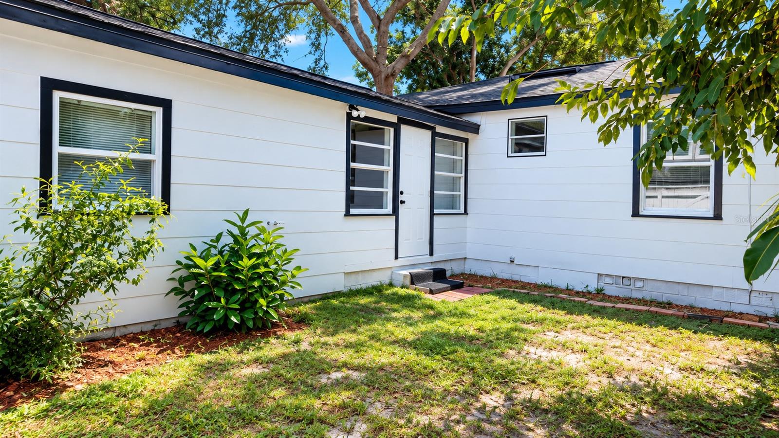 4721 6 Ave, Saint Petersburg, FL 33711 photo