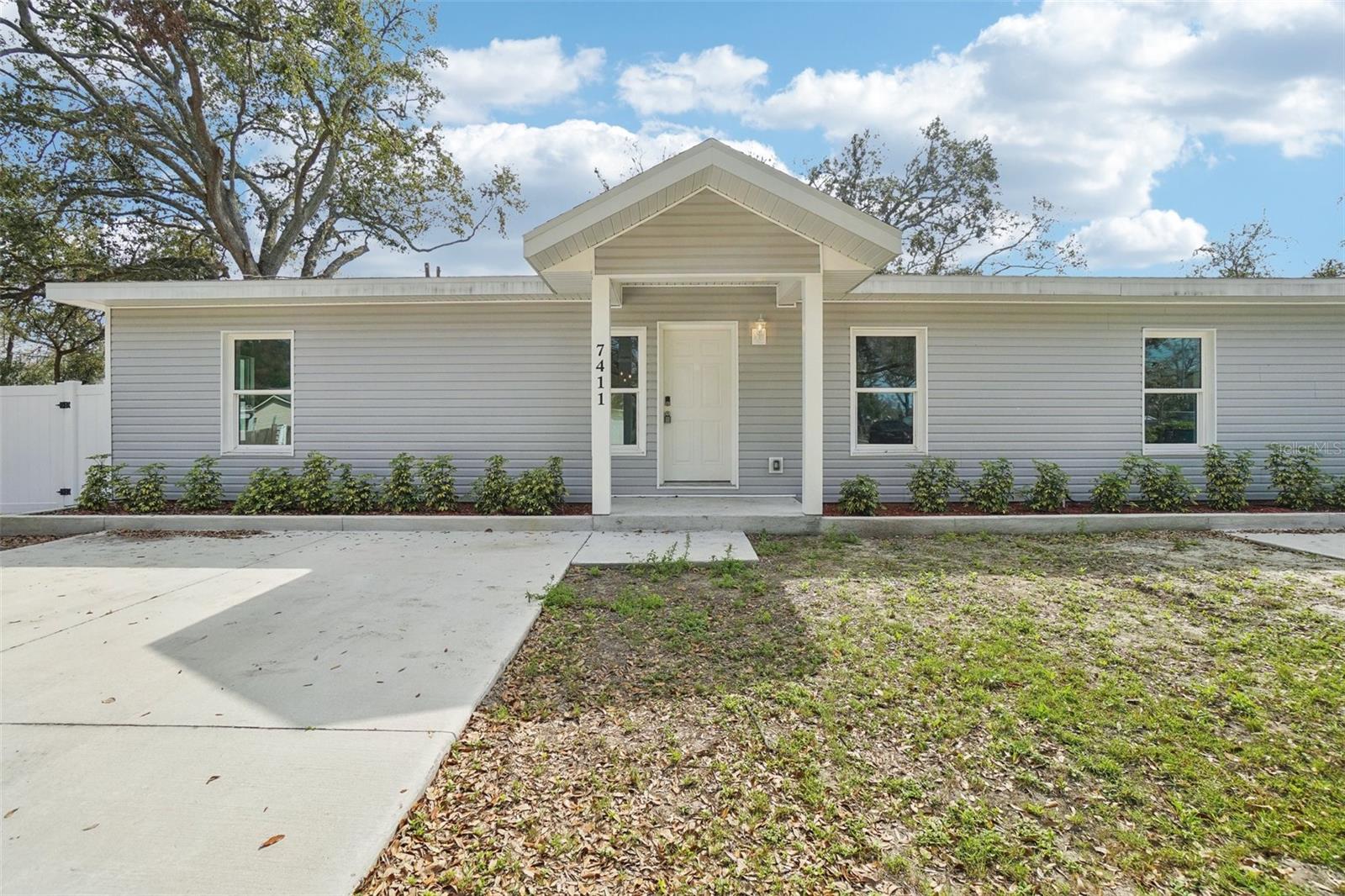 7409 AND 7411 23 Ave, Tampa, FL 33619