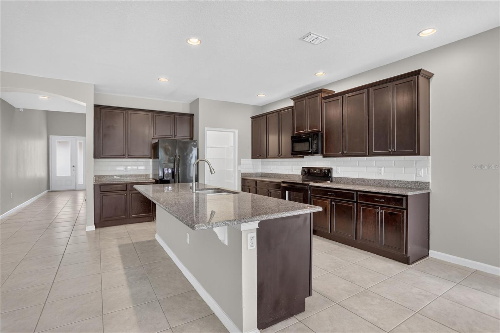 6812 Goldflower Ave, Saint Cloud, FL 34773 photo