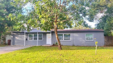 Single Family Residence in ORLANDO FL 2421 LAURA PLACE.jpg