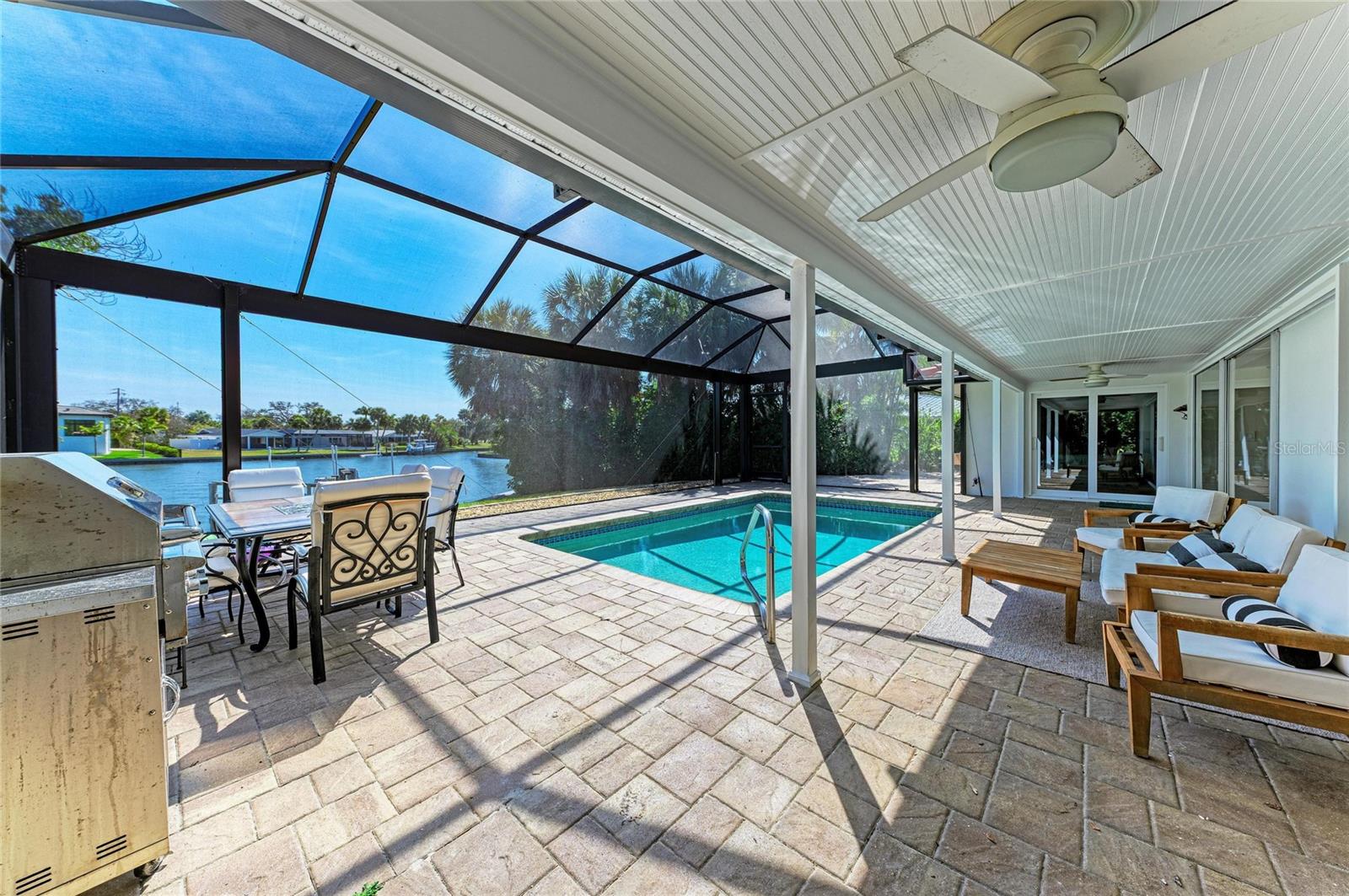 5507 Contento Dr, Sarasota, FL 34242 photo