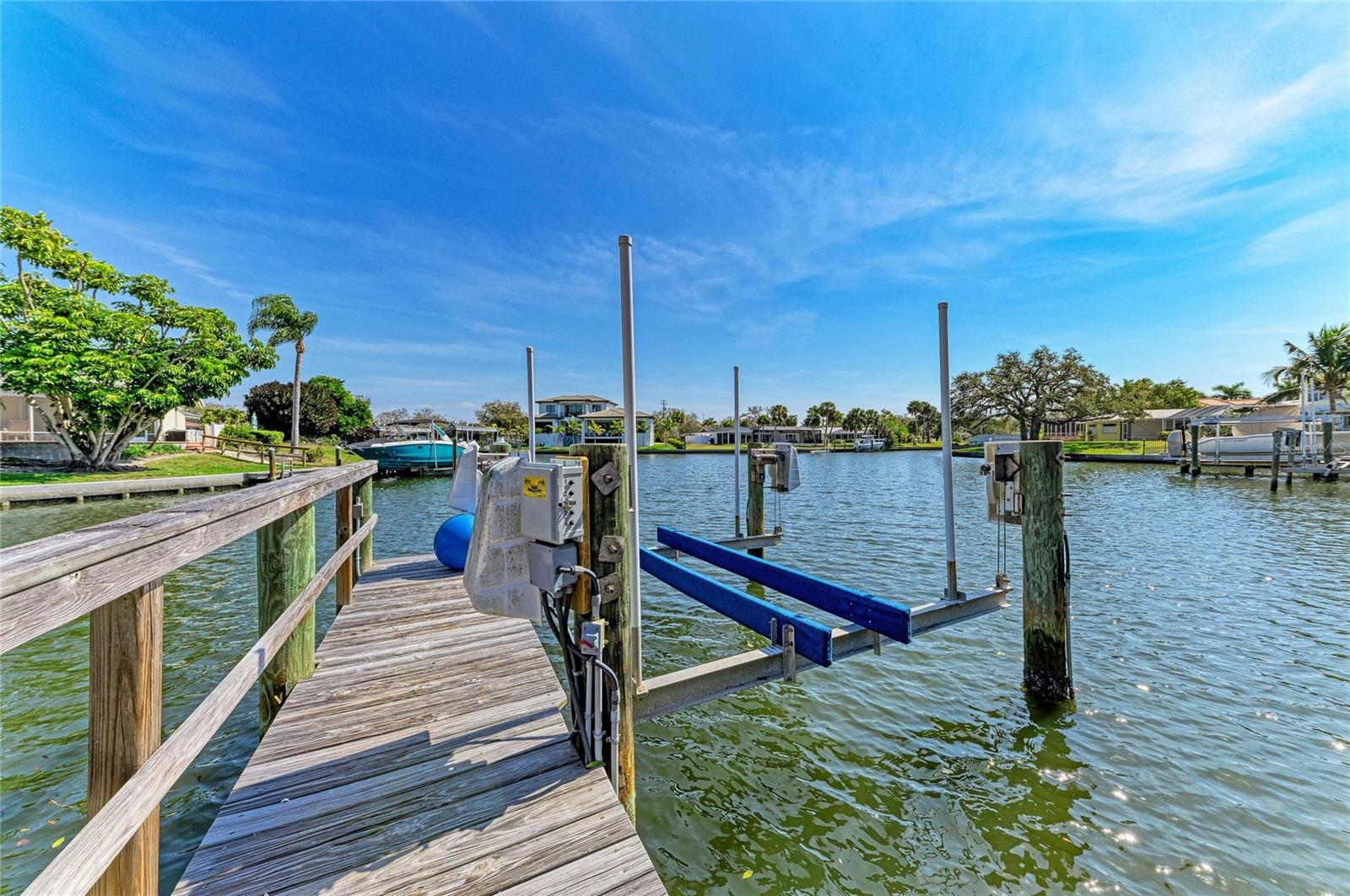 5507 Contento Dr, Sarasota, FL 34242 photo