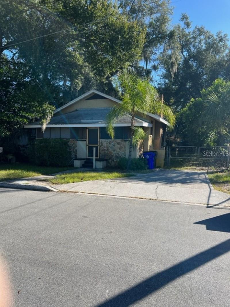 1031 Florence Ave, Lakeland, FL 33805