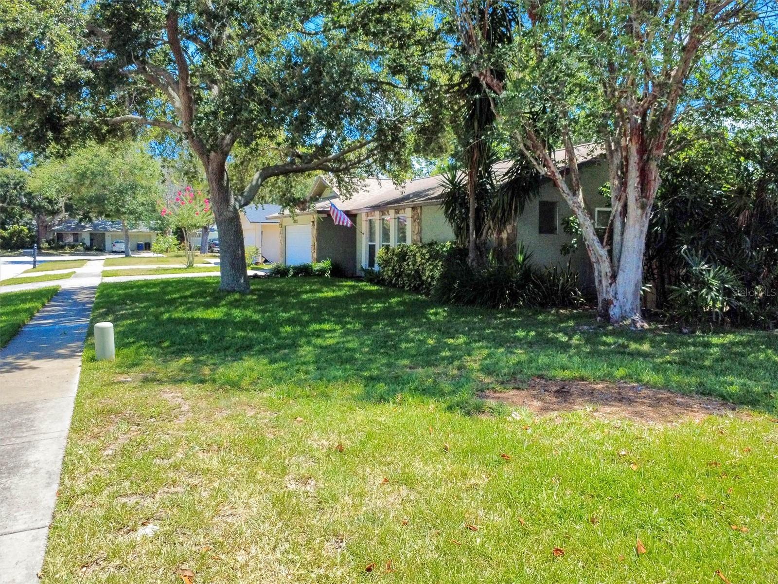2021 Todd Rd, Clearwater, FL 33763 photo