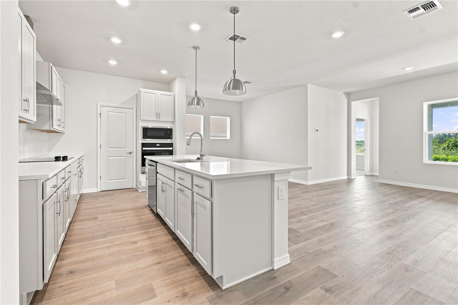 3435 Yellow Cassia Dr, Wesley Chapel, FL 33543 photo
