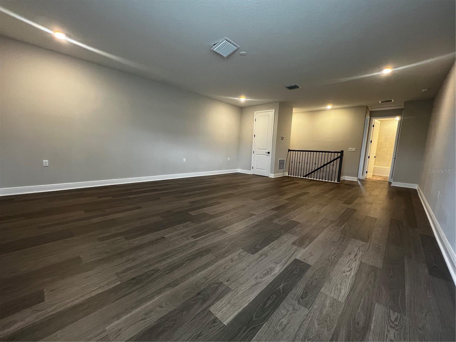 Single Family Residence in MINNEOLA FL 1881 SUNSHINE PEAK DRIVE 14.jpg